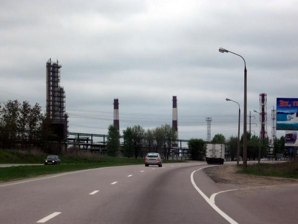 ...в город, Ярославский НПЗ