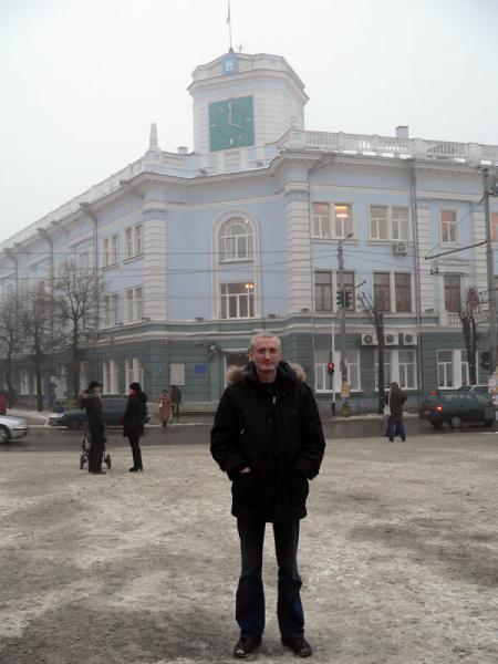 Под главными часами Житомира